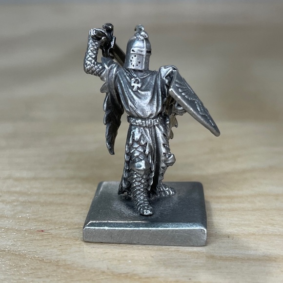 Vintage 1993 Ral Partha Pewter Medieval Sword & Griffin Shield Knight RF3028 - Picture 3 of 8